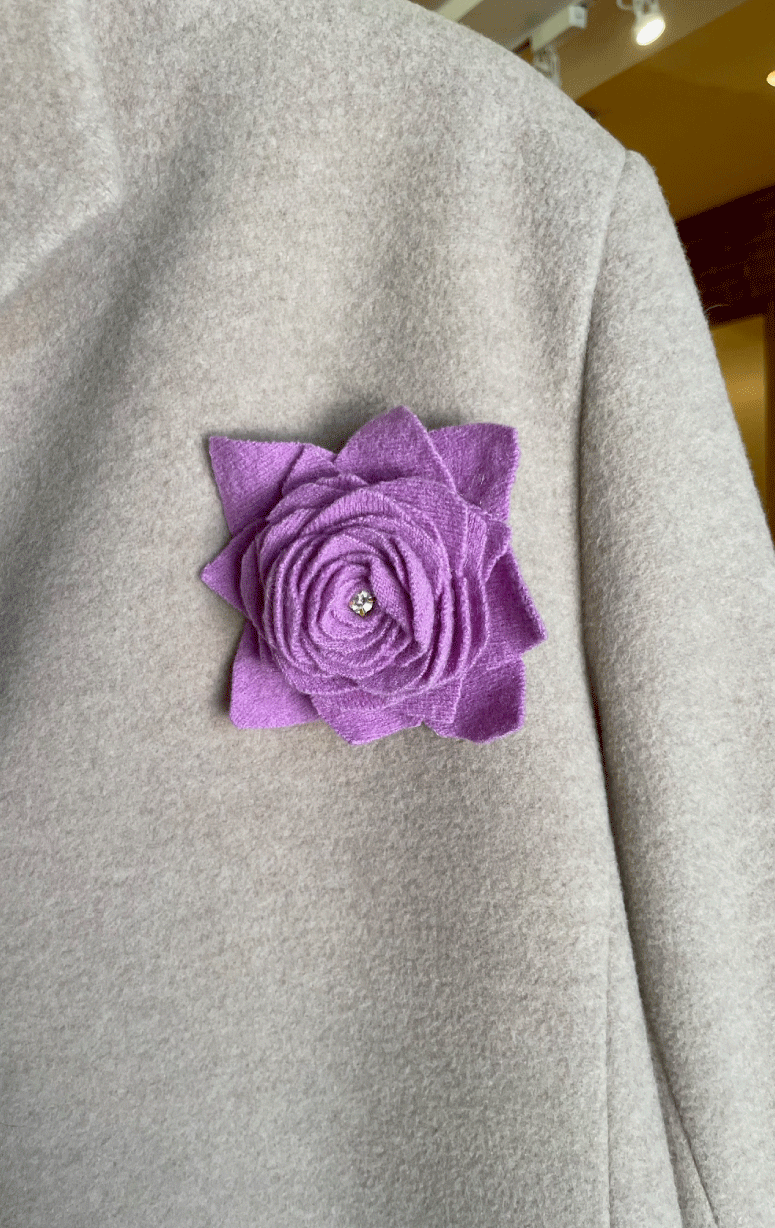 Handmade Recycled Wool Brooch - Barrington's