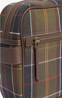 Barbour - Classic Tartan Washbag - Barrington's