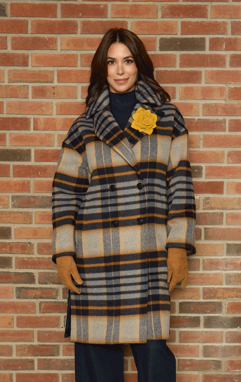 HISO- Oversized Two Button Topper