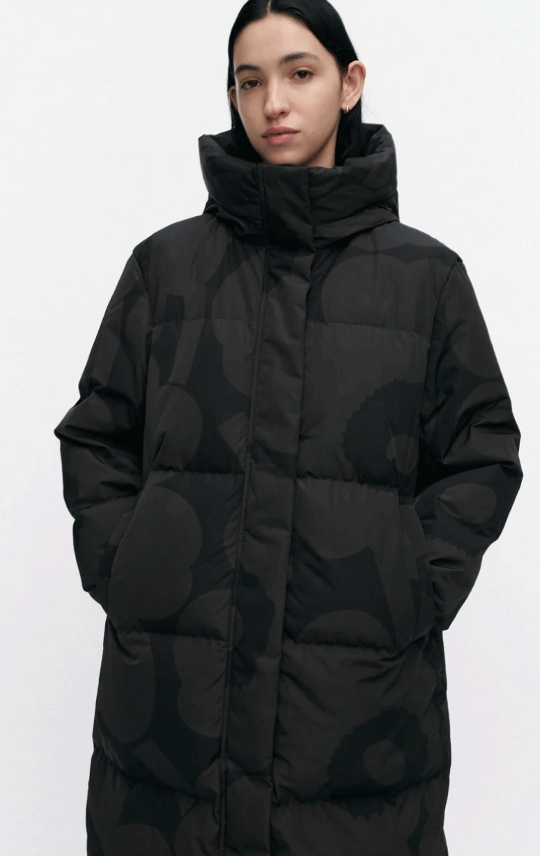 Marimekko- Taiottu Unikko Dog Walker