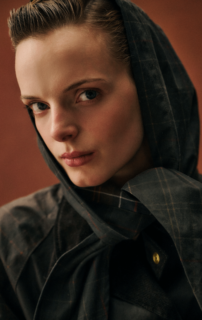 Barbour- Arlene Wax Tie Headscarf
