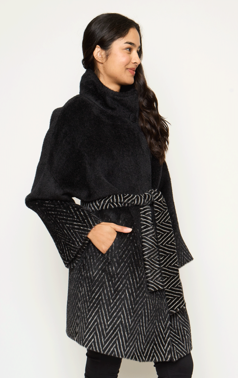 Tardia- 3/4 Jacket with Chevron Detail - Barrington's