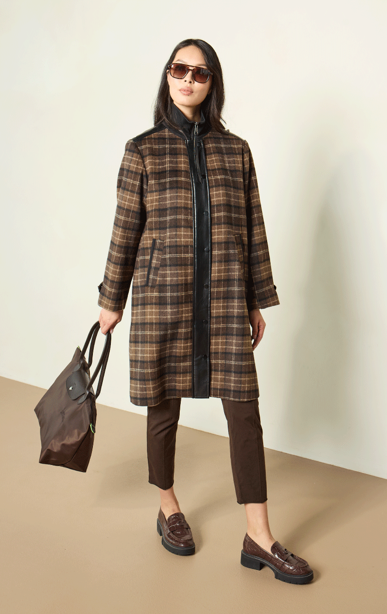 Adroit- 7/8s Coat with Knit Collar