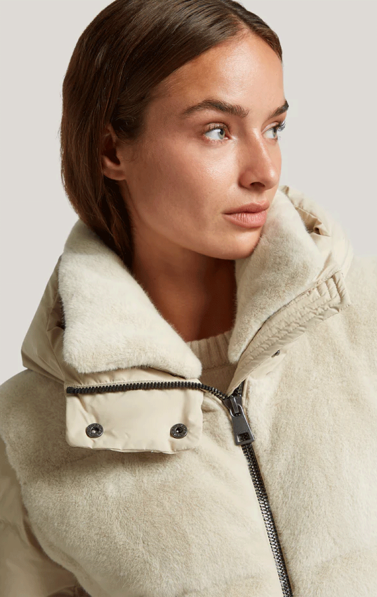 Creenstone- Jacket with Faux Fur