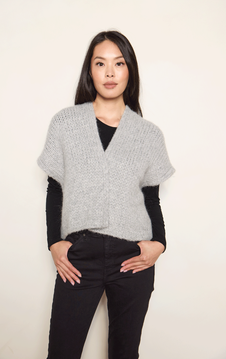 La Tierra- 100% Alpaca Knit Vest - Barrington's