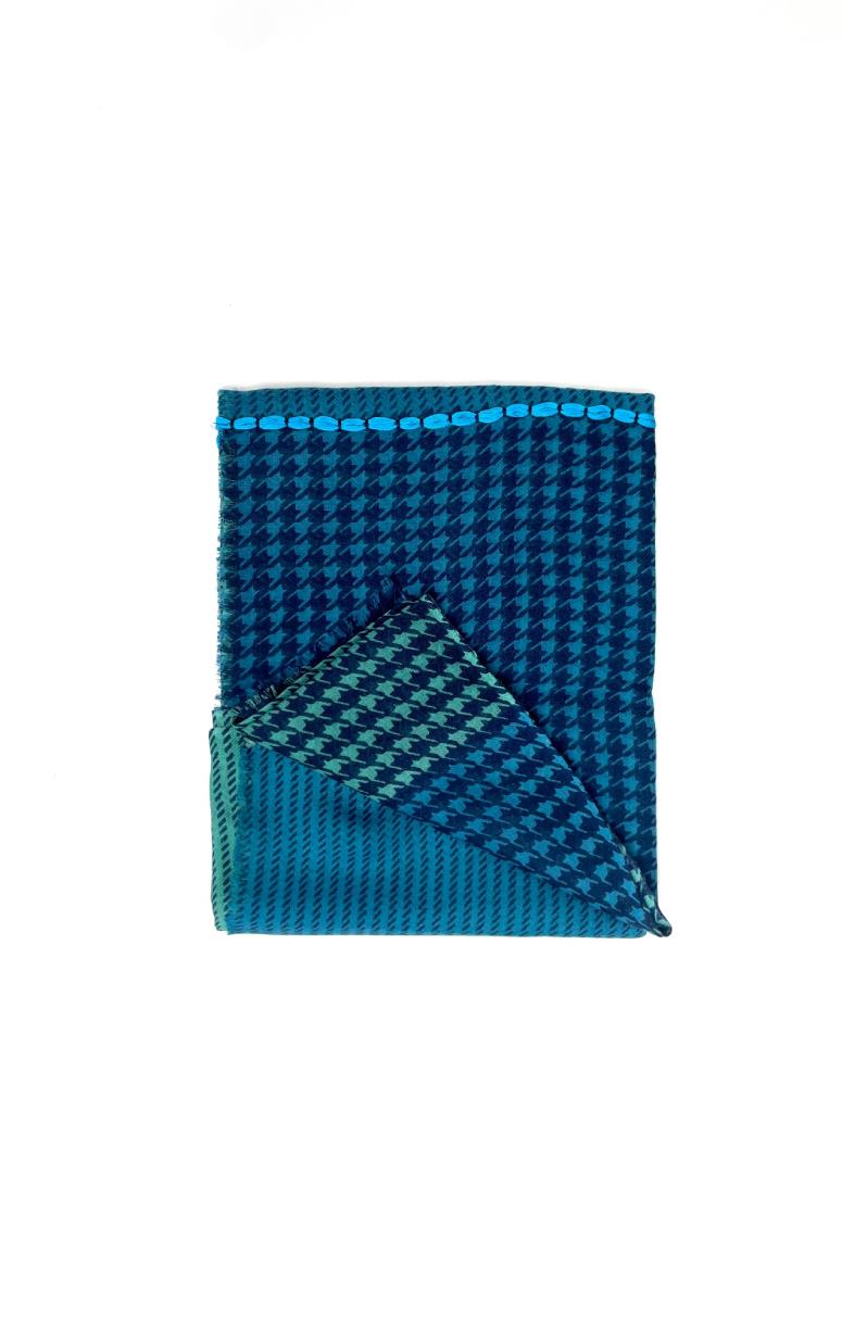Amet & Ladoue Wool and Silk Houndstooth Scarf