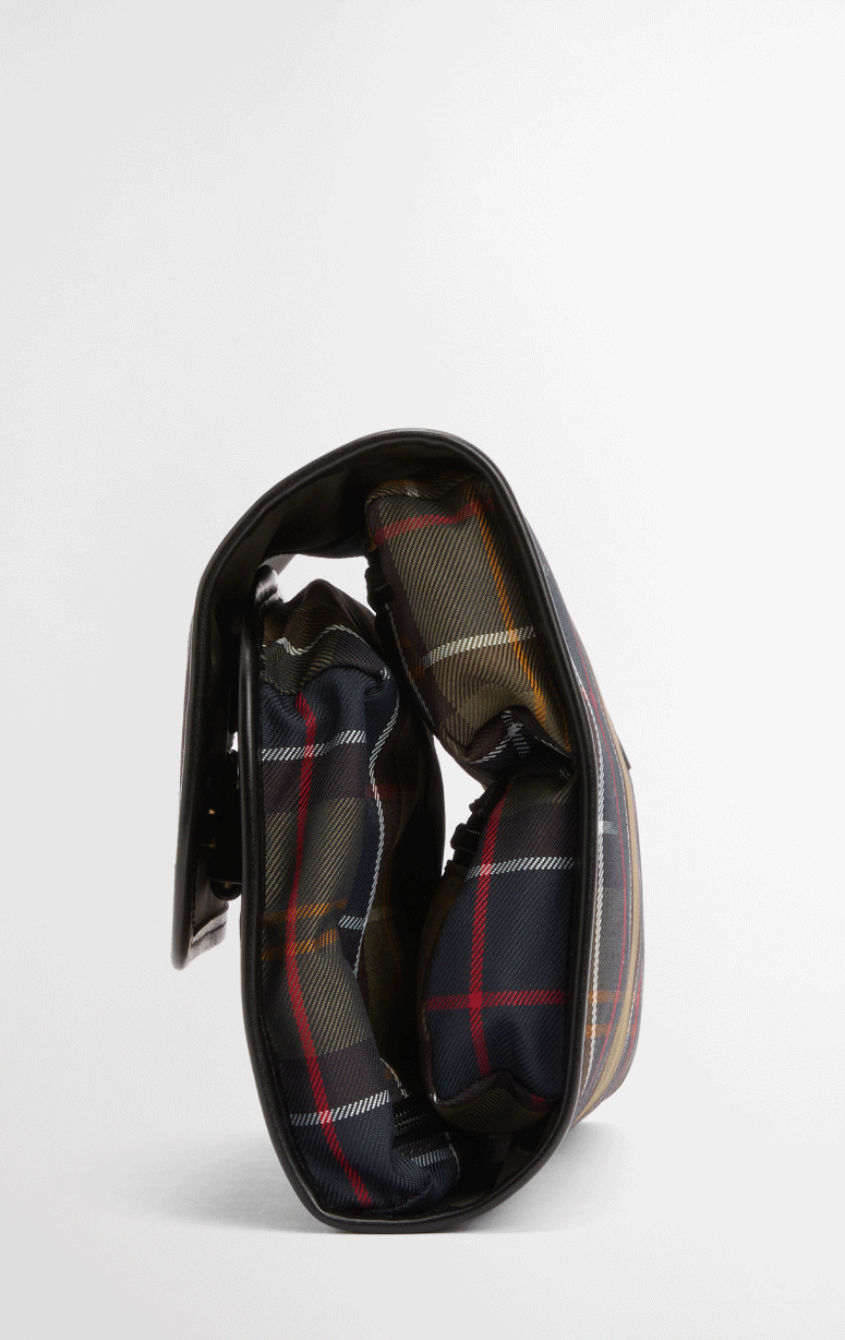 Barbour - Hanging Travel Washbag