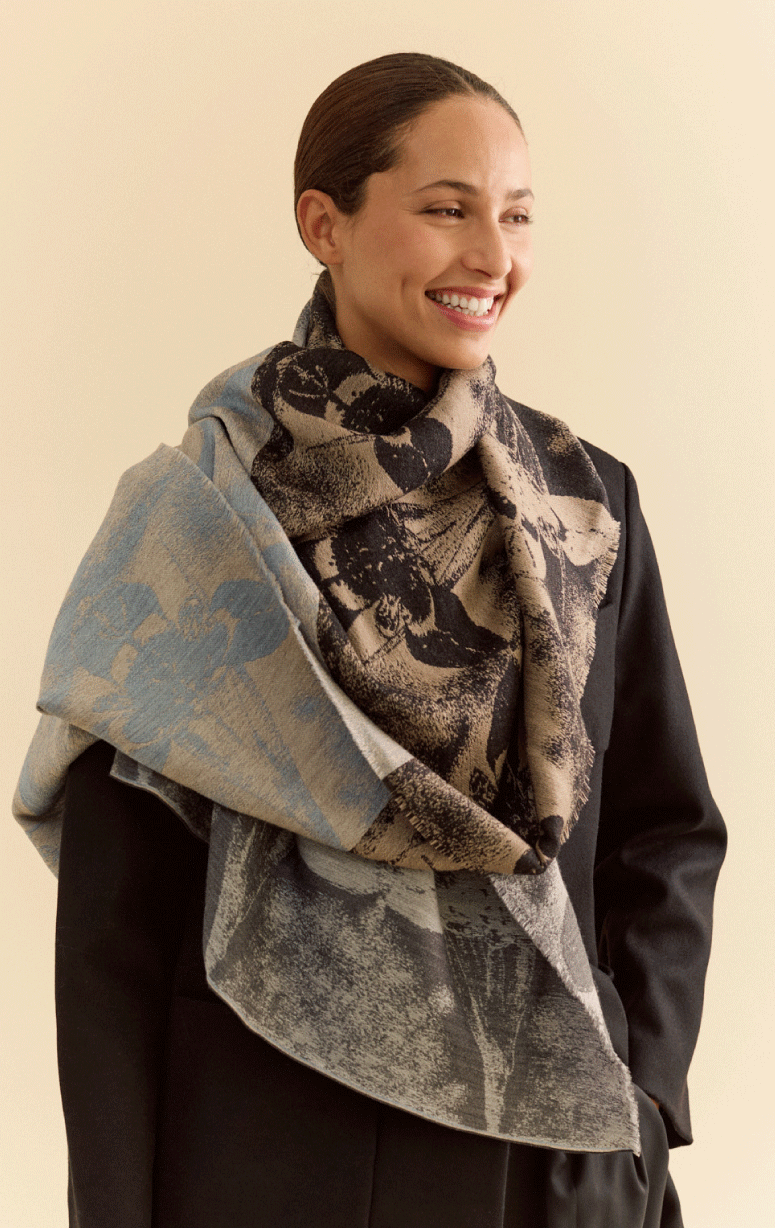 Traits- Wool & Silk Scarf