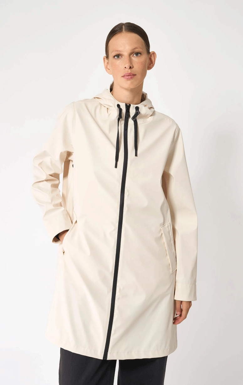 Tanta- Raincoat with Back Pleat - Barrington's