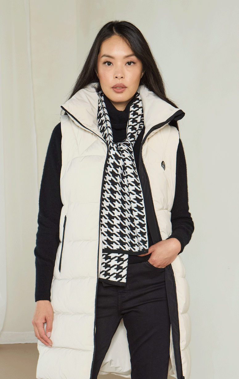 Houndstooth Scarf- - Barrington's