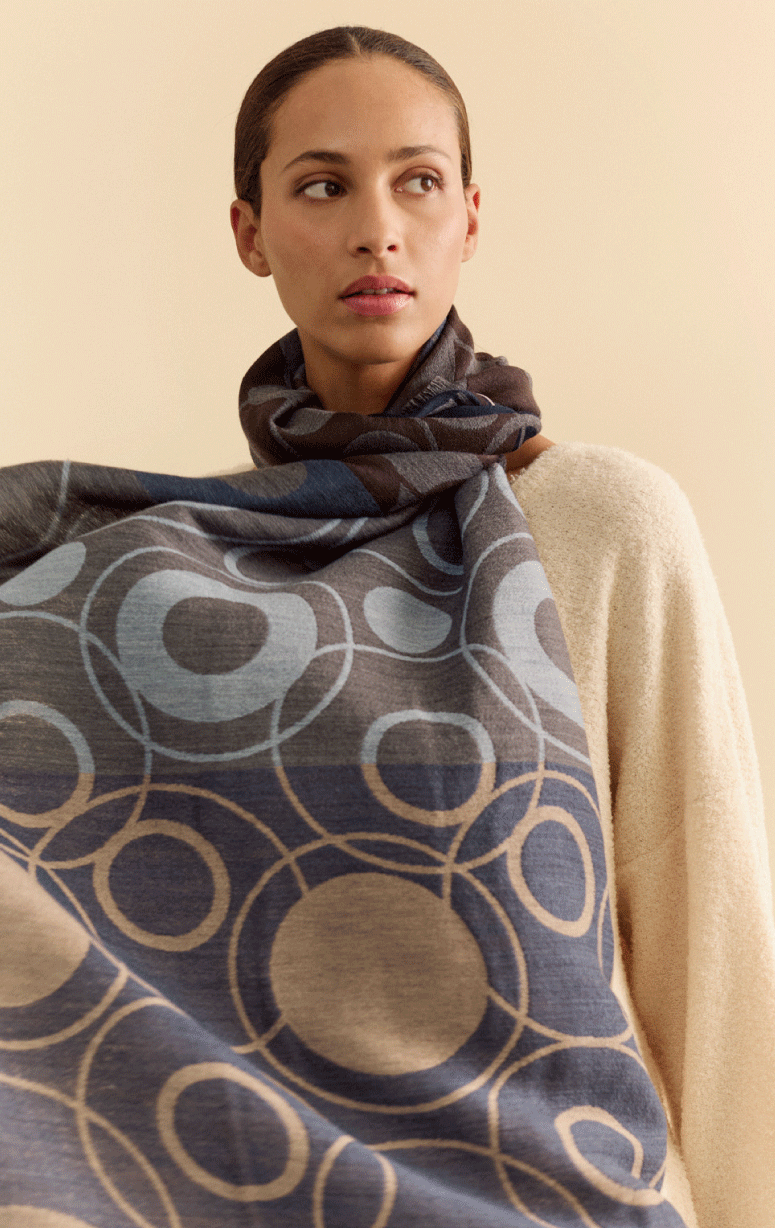 Traits- Wool & Silk Scarf